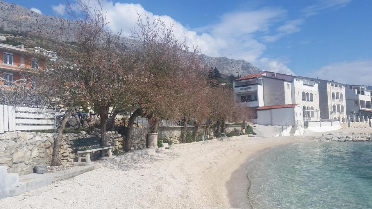 Ferienwohnung Marivo Dugi Rat Exterior foto